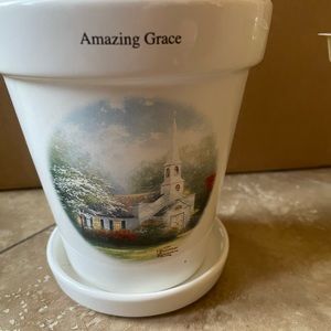 New Thomas Kincaid painter of light. hometown chapel. House plant planter glass